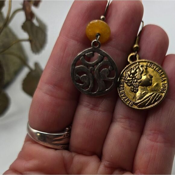 "5/$25" Small Leather Flower Bracelet & Mismatched Coin Disc Dangle Earrings - Picture 12 of 14